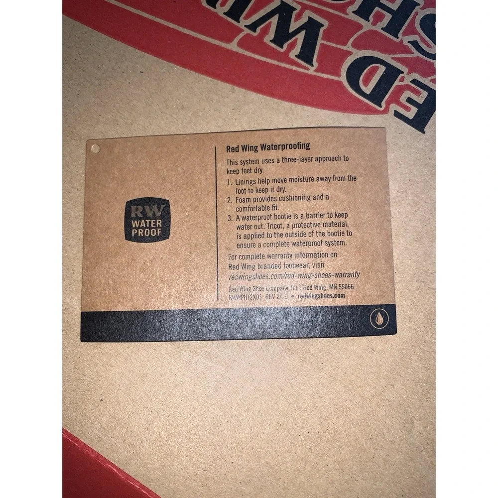 New‎ Red Wing 411 Traction Tred 8